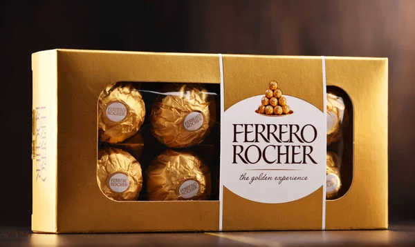 Ferrero Rocher chocolate sweets — Stock Photo, Image