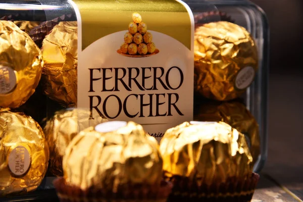 费列罗金莎巧克力糖 — 图库照片