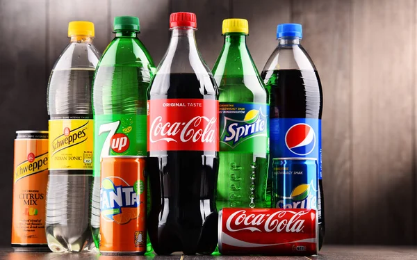 Márka globális üdítőital palack — Stock Fotó