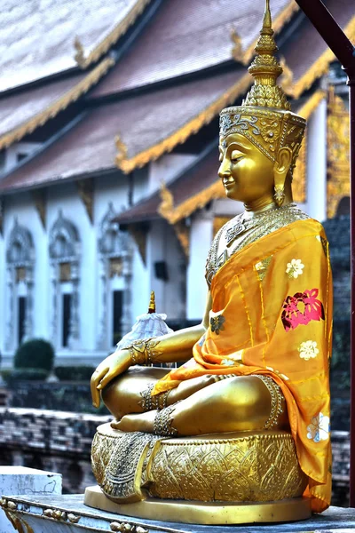 Wat Chedi Luang, ein buddhistischer Tempel in Chiang Mai, Thailand — Stockfoto