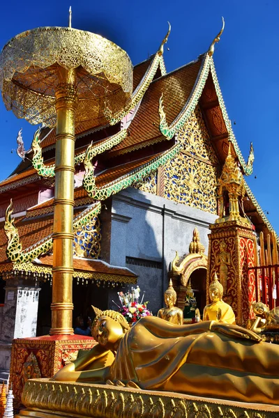 Wat Phra que Doi Suthep templo na província de Chiang Mai, Tailândia — Fotografia de Stock