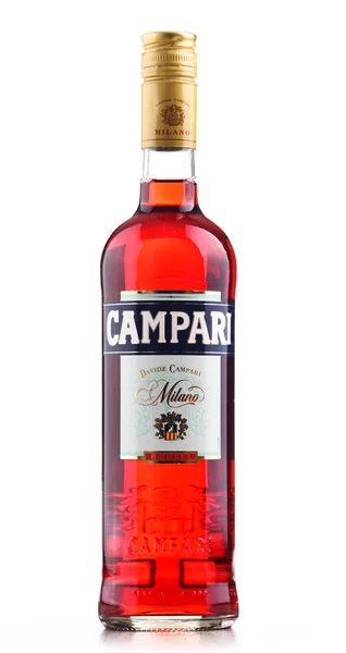 Flasche Campari, ein alkoholischer Likör aus Italien — Stockfoto