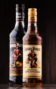 Yüzbaşı Morgan rom şişesi