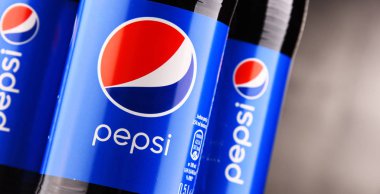 Gazlı alkolsüz içecek Pepsi plastik şişe