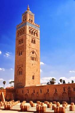 Marakeş 'in güneybatısındaki Koutoubia Camii.