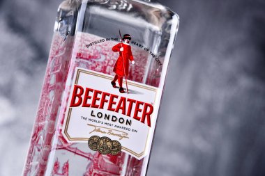 Bottle of Beefeater Gin clipart