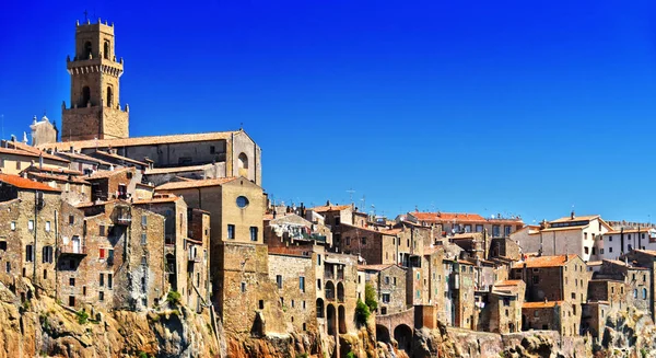 Stad van Pitigliano in de Italiaanse provincie Grosseto in Toscane, Italië — Stockfoto
