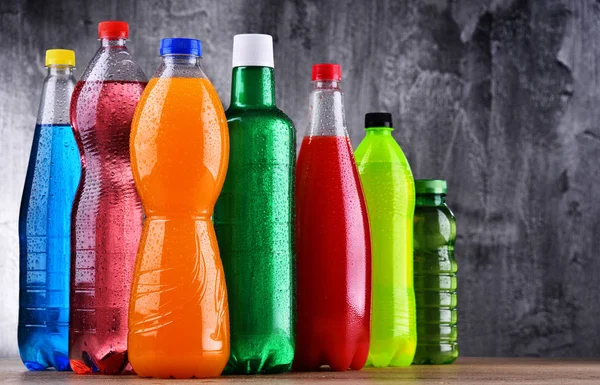 Plastic Bottles Assorted Carbonated Soft Drinks Variety Colors — Stock Photo, Image