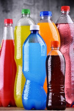 Karışık gazlı alkolsüz içecek plastik şişe