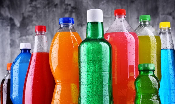 Plastic Bottles Assorted Carbonated Soft Drinks Variety Colors — Stock Photo, Image