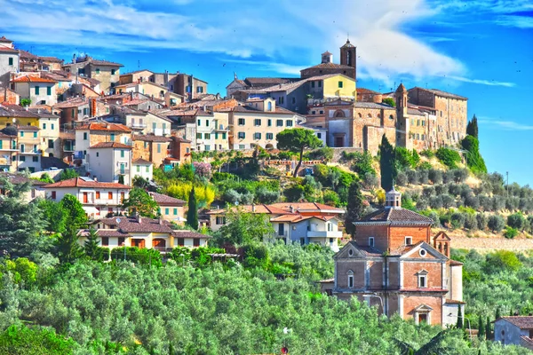 Місто Chianciano Терме Тоскані Італія Провінція Сієна — стокове фото