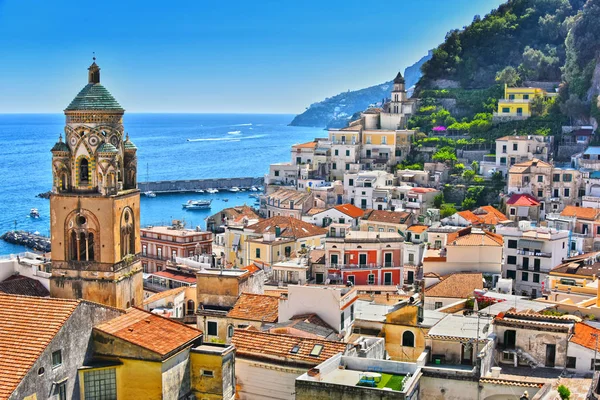Amalfi in der provinz salerno, kampanien, italien — Stockfoto