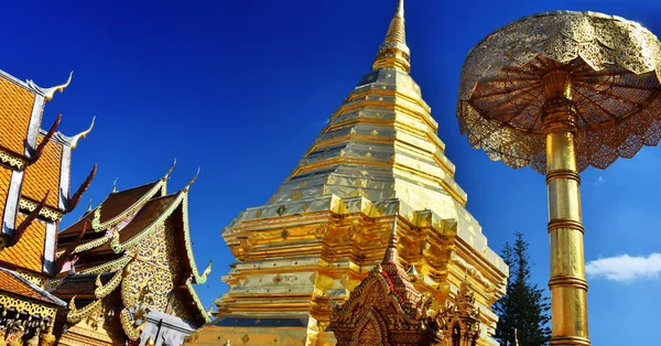 Wat Phra Doi Suthep Egy Buddhista Templom Chiang Mai Tartományban — Stock Fotó