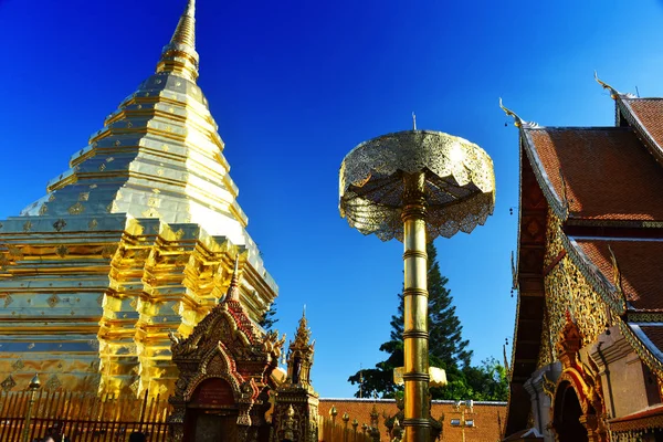 Świątynia Wat Phra That Doi Suthep w prowincji Chiang Mai, Tajlandia — Zdjęcie stockowe