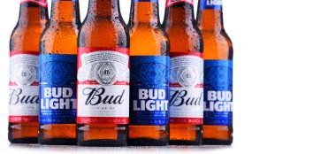 Bud ve Bud Light bira şişesi