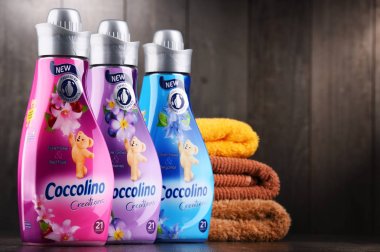 Sıvı Coccolino yumuşatıcı şişe