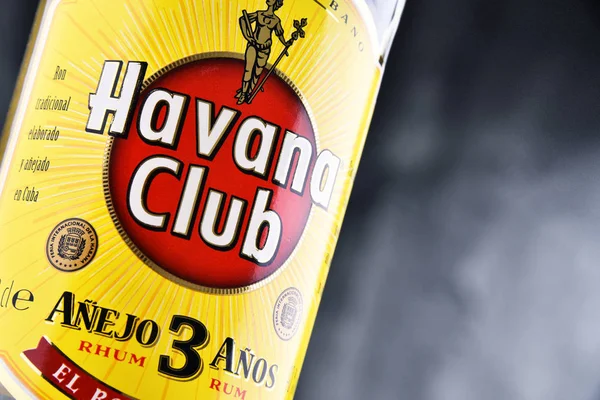 Butelkę rumu Havana Club biały — Zdjęcie stockowe