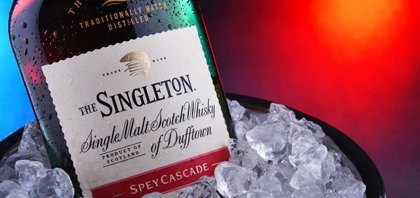 Botella de Singleton de Dufftown, whisky escocés de malta simple — Foto de Stock