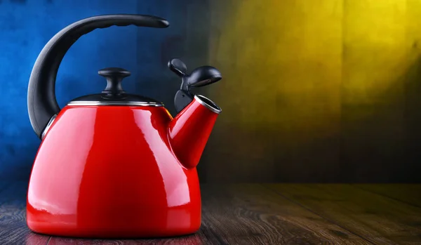 Traditional stainless steel stovetop kettle with whistle — Stock Photo, Image