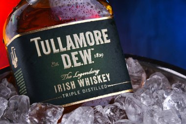 Bir şişe Tullamore Dew İrlanda viskisi
