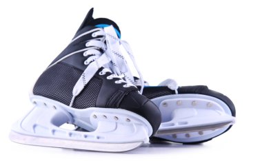 Buz hokey paten üzerinde beyaz izole çifti