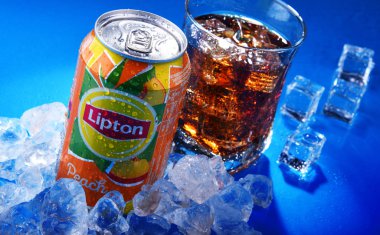 Bir kutu Lipton Ice Tea meşrubatı..