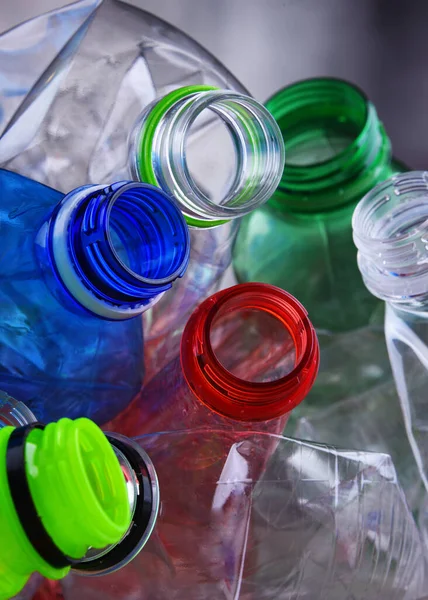 Bottiglie Bevande Gassate Colore Vuoto Rifiuti Plastica — Foto Stock