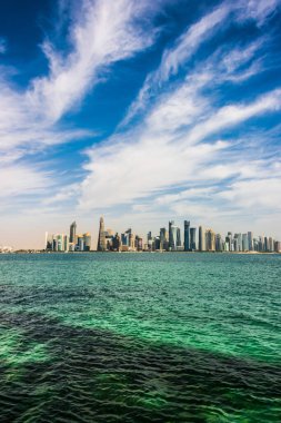 Doha, Katar 'ın şehir merkezi rıhtımı