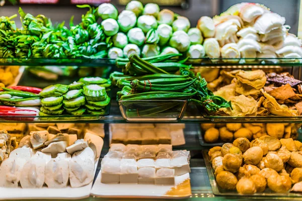 Ingredienti Piatti Tradizionali Asiatici Venduti Ristorante Singapore — Foto Stock