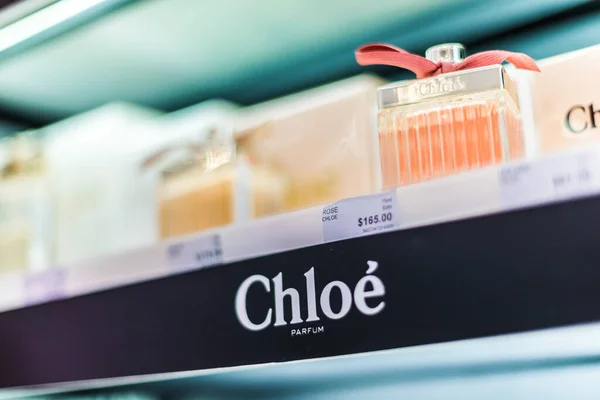 Singapur Mar 2020 Botellas Perfume Chloe Estante Tienda — Foto de Stock