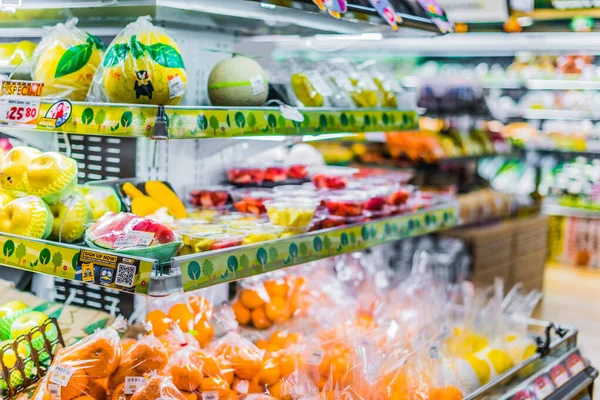 Singapore Mar 2020 Verscheidenheid Van Voedingsmiddelen Koop Aangeboden Een Supermarkt — Stockfoto