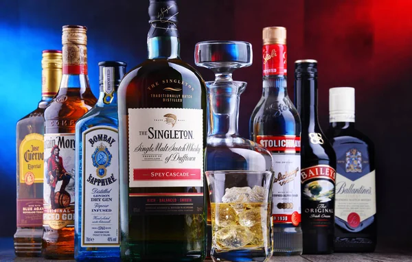 Poznan Pol Apr 2020 Flaskor Olika Globala Spritsorter Inklusive Whisky — Stockfoto