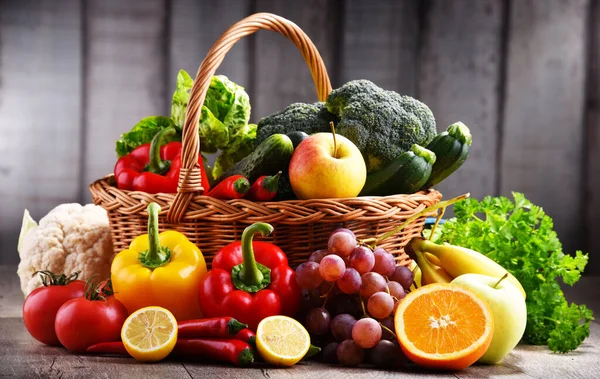 Composition Assorted Organic Vegetables Fruits — Stock Photo, Image