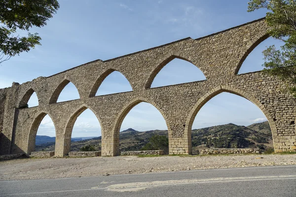 Morella aquaduct in castellon maestrazgo at Spanje — Stockfoto