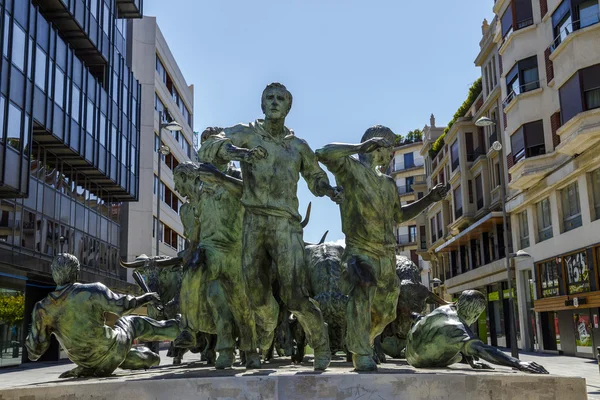 Standbeeld van Encierros in Pamplona, Spanje — Stockfoto