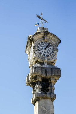 San Sebastian La Concha beach Promenade saatler