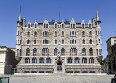 Leon, Castilla y Leon sarayda Botines