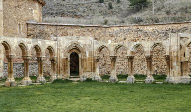 san juan de duero soria, manastır 