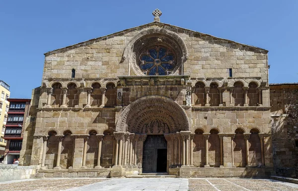 Romanische kirche von santo domingo in soria, spanien — Stockfoto