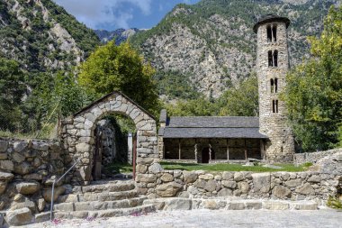 Santa Coloma Andorra ön Romanesk yapısına Kilisesi