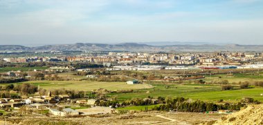 Huesca, panoramik şehir olduğunu bir Aragonca Bölgesi İspanya