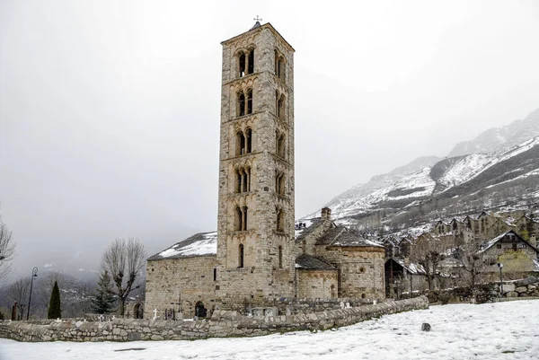 Roman Church of  Sant Climent de Taull, Catalonia - Spain — Stock Photo, Image