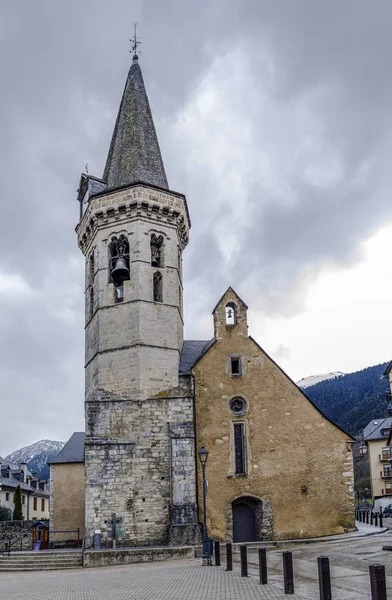 Chiesa di San Miguel de Viella Spagna — Foto Stock