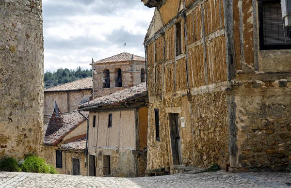 Architettura popolare di Calatanazor Soria, Spagna . — Foto Stock