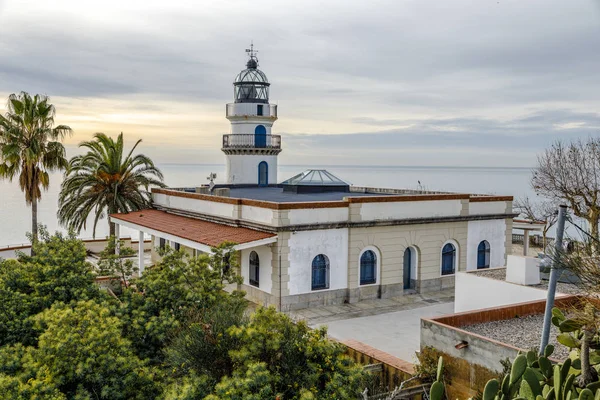 Calella Lighthouse è un faro attivo situato nella città costiera di Calella, Spagna — Foto Stock