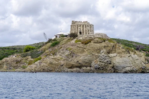 防御的なタワー Sa メスキーダ メノルカ島, スペイン — ストック写真