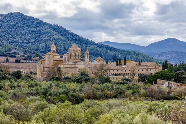 Klooster van Santa Maria de Poblet overzicht — Stockfoto