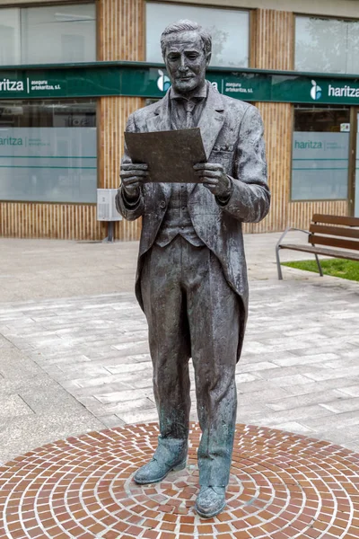 Monument of Jose Antonio Aguirre, in Gernika — Stock Photo, Image