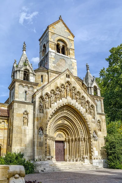 Budapeszt, Węgry. Jaka kaplica wiosną — Zdjęcie stockowe
