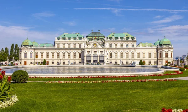 Palacio barroco Belvedere es un complejo de edificios históricos, Viena, Austria —  Fotos de Stock